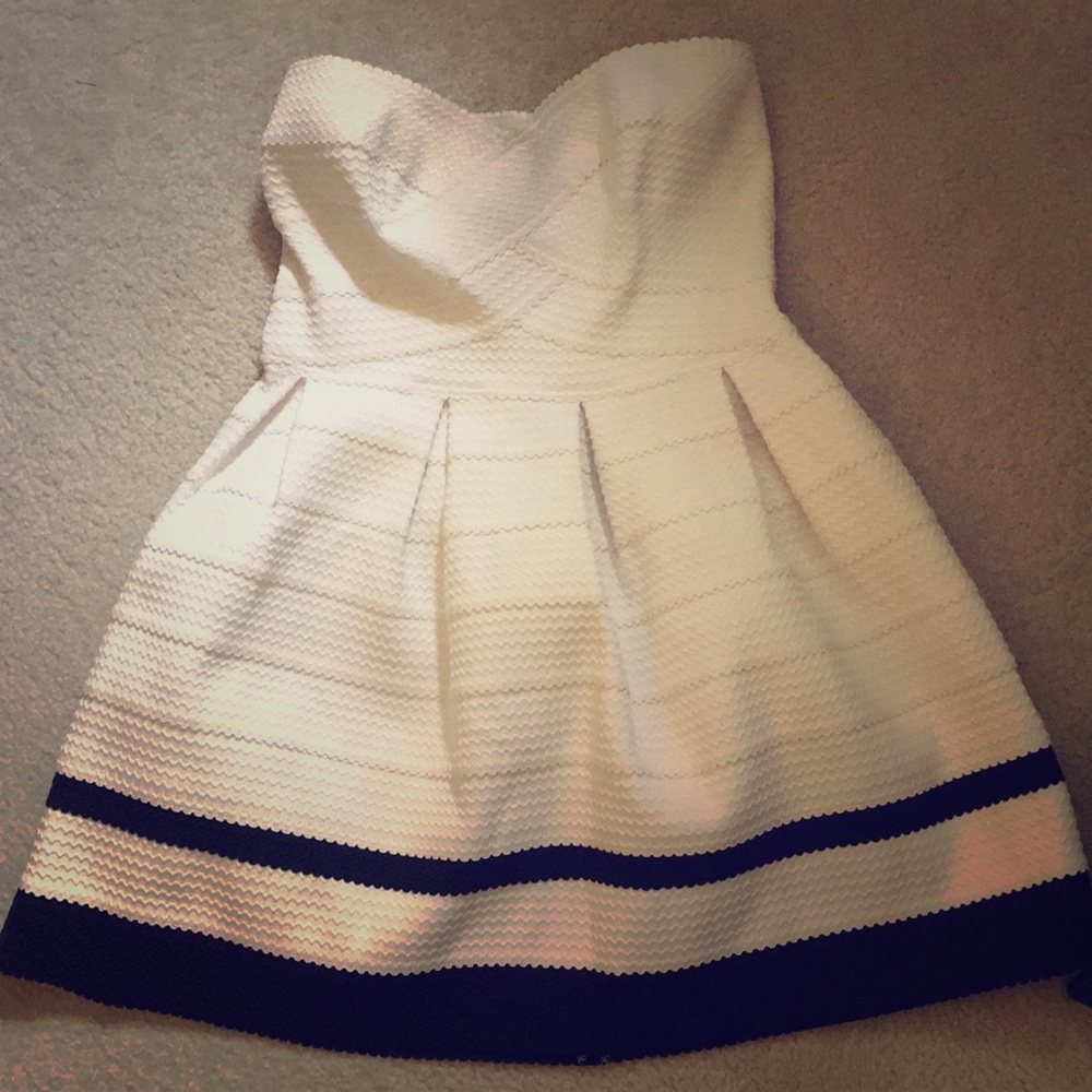 Dress size M